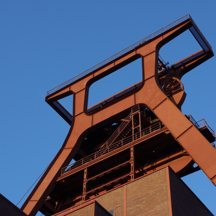 ehemaliger Förderturm der Kohlegrube Essen Zollverein